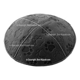 C33 - PAW PRINT EMBOSSING KIPPAH