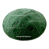 C33 - PAW PRINT EMBOSSING KIPPAH